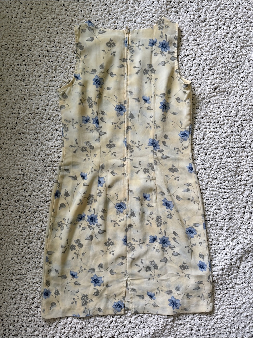 🌼 Vintage Yellow Floral Minidress 🌼 - Picture 6 of 8